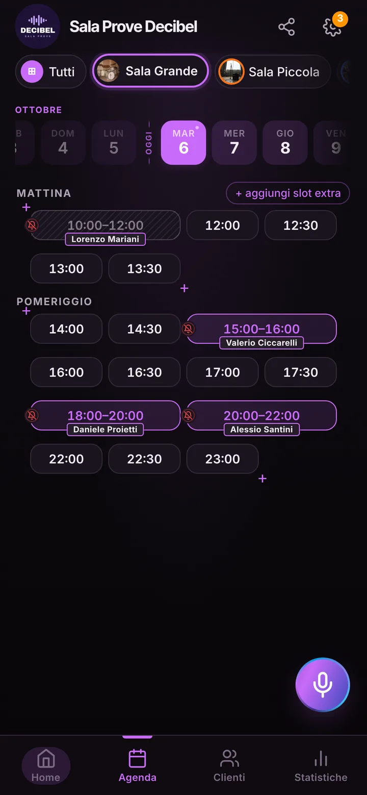 The day’s calendar at Sala Prove Decibel, with booked and free slots